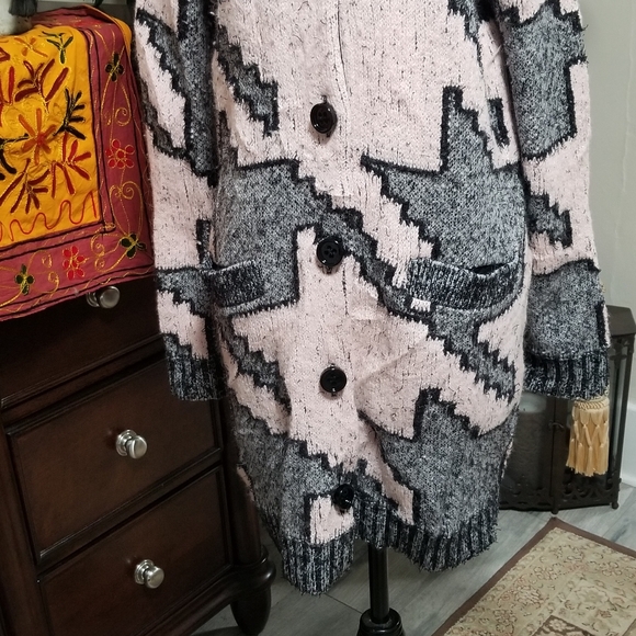 Marc Cain Checkered Cardigan from Soft Fabric Blend w/Alpaca. Size: 12. - Picture 7 of 13